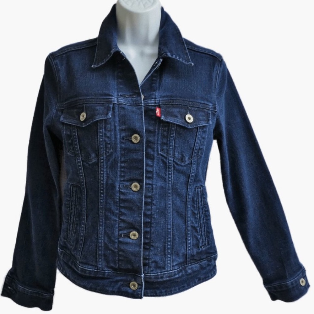 ⭐️⭐️Stunning Levi's Trucker Denim Jean Jacket Stretch S